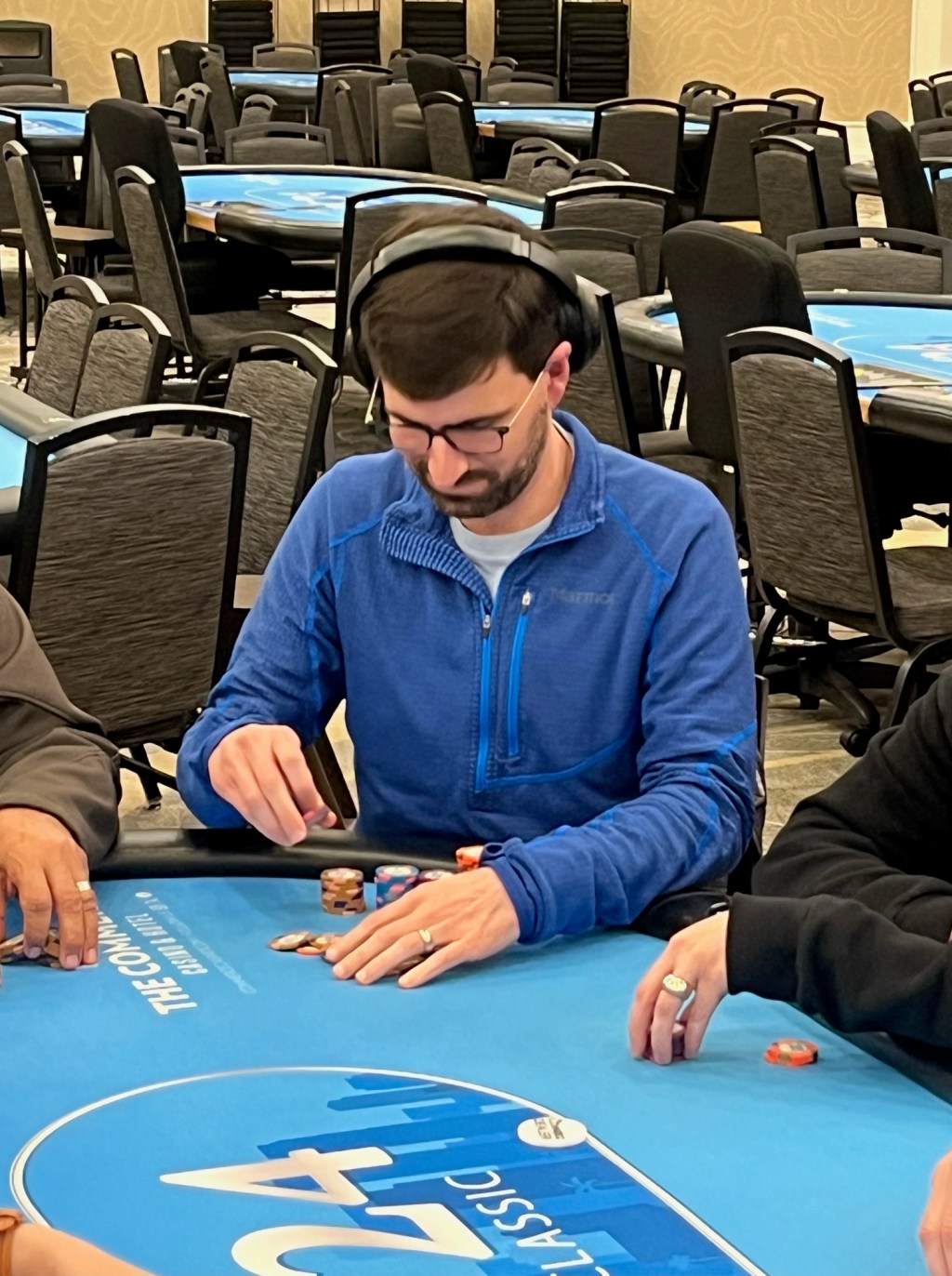 Some of the Big Stacks to End Day&nbsp;1