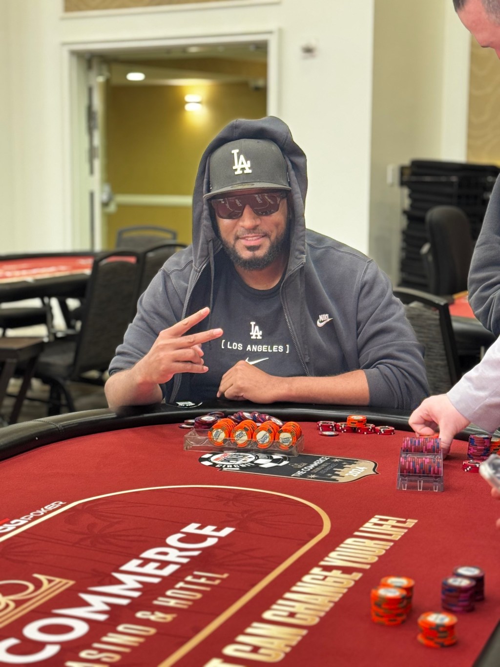 Elvyn Bello Scores Late Knockout for Chip&nbsp;Lead